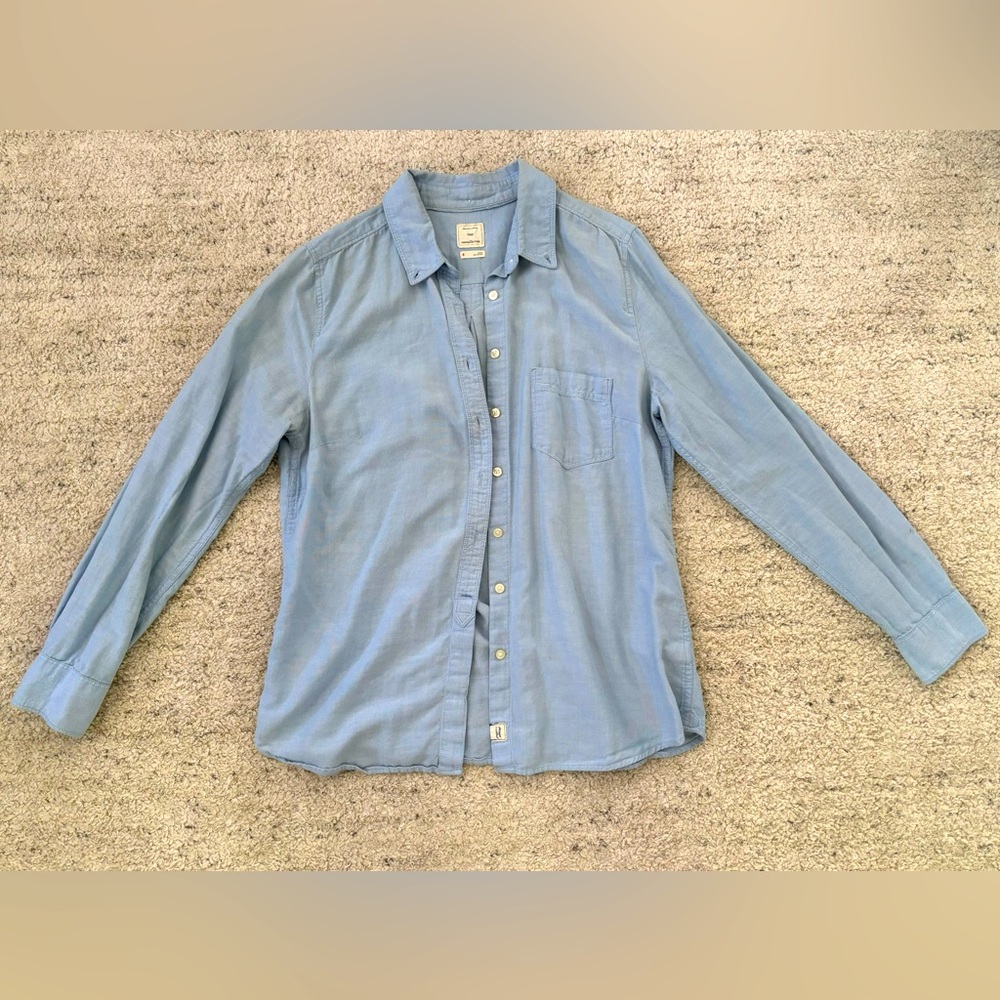 GAP Button Down Shirt